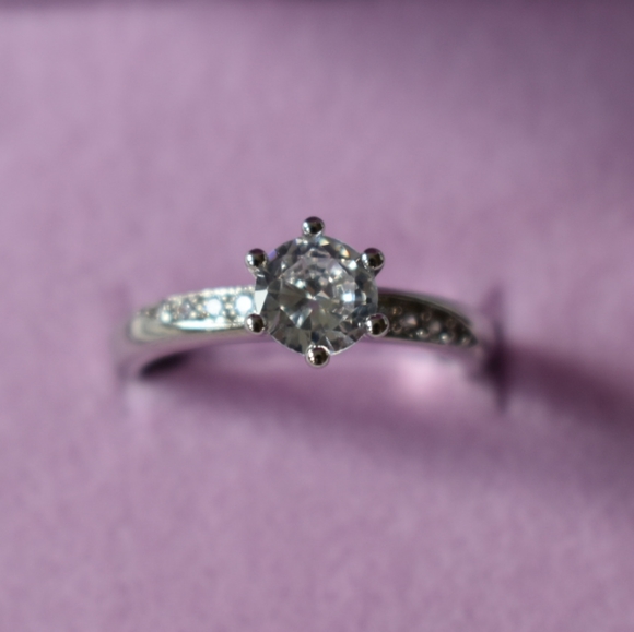 18K White Gold Crsytal Diamond Engagement Ring - Picture 9 of 13
